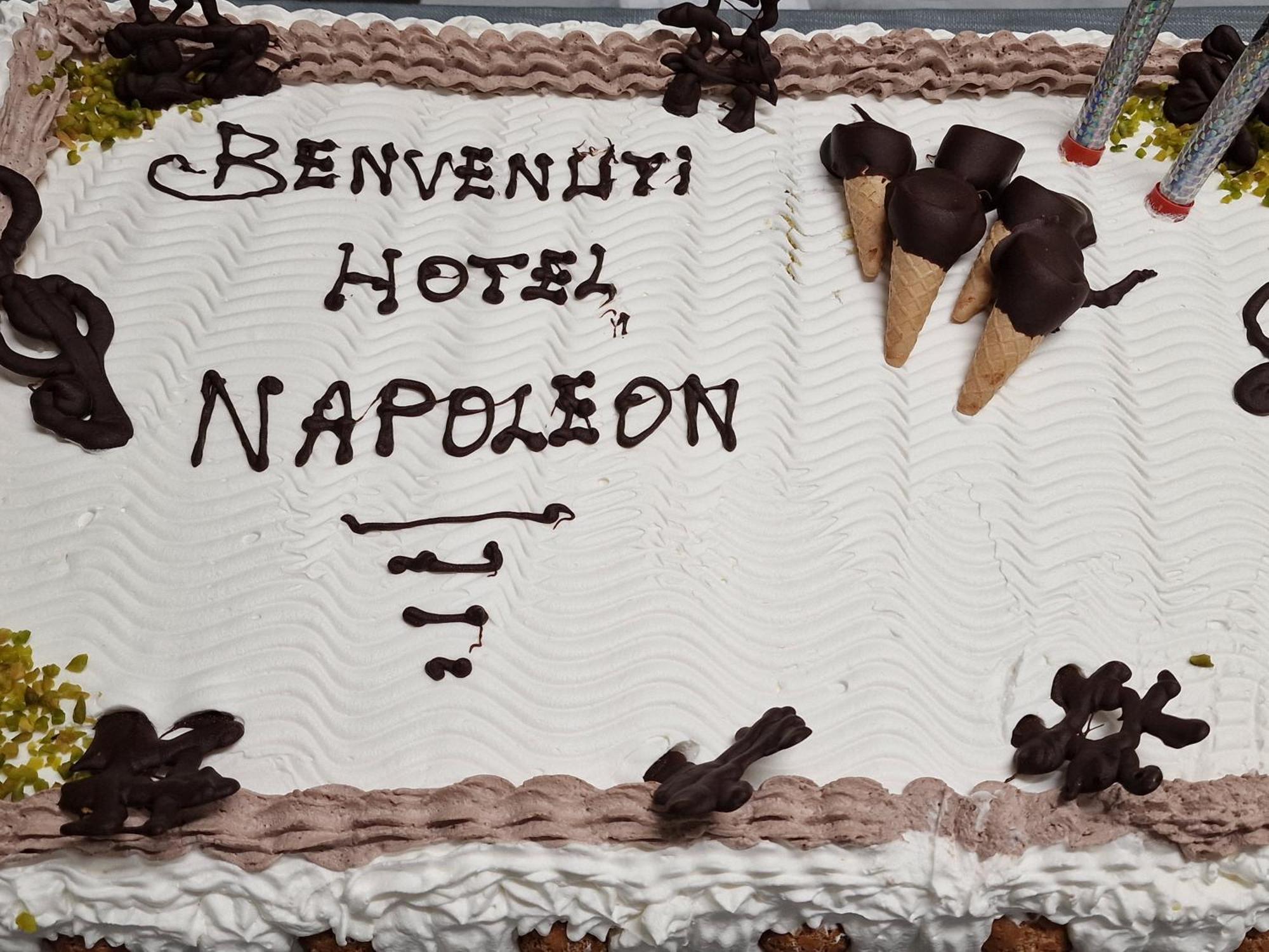 Hotel Napoleon กาบิชเชมาเร ภายนอก รูปภาพ